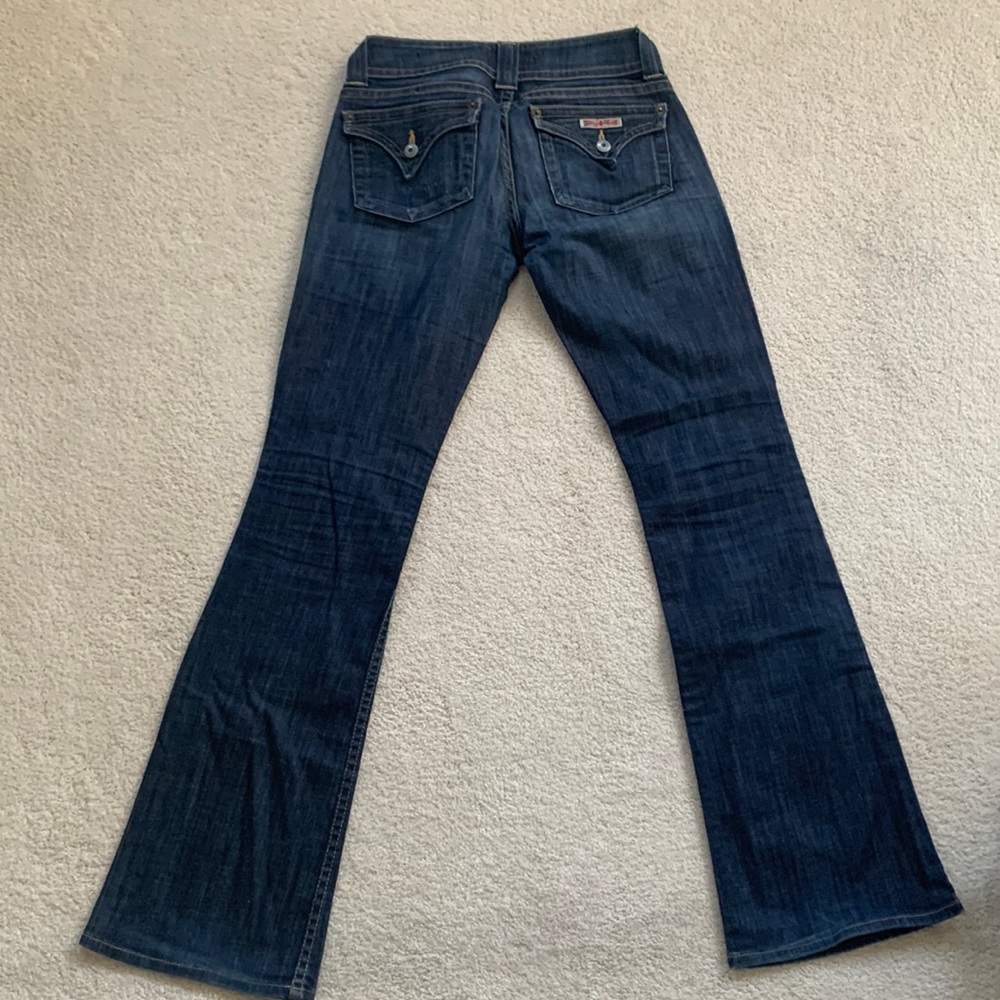 • Hudson Signature Jeans •